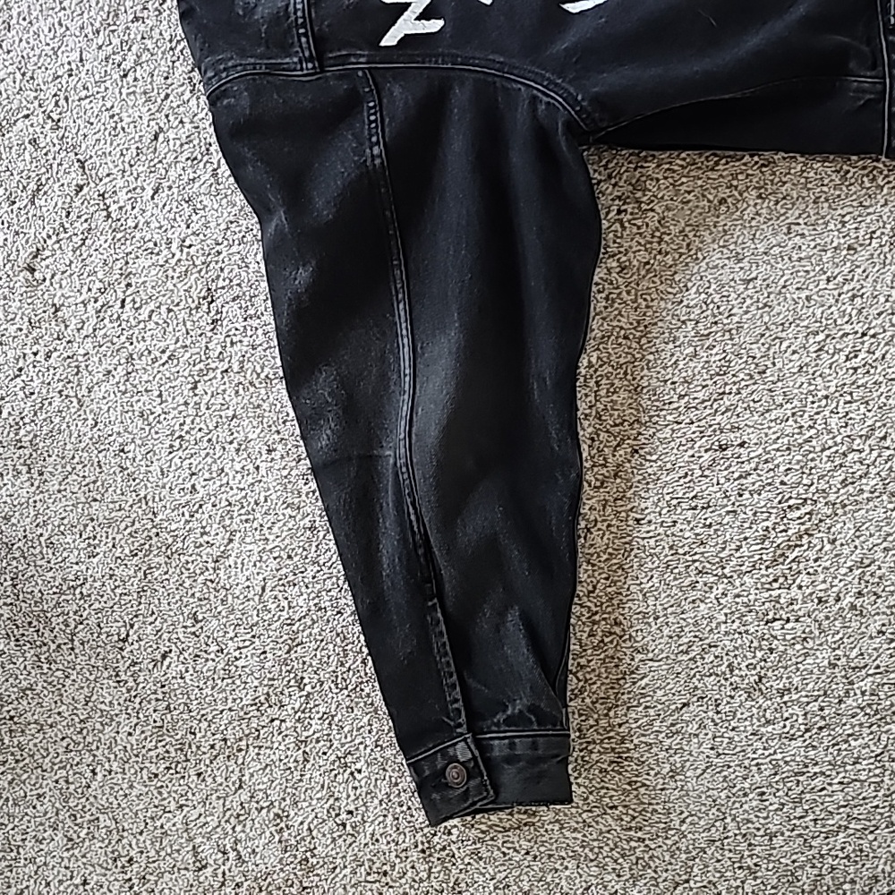 Levis trucker jacket circa 1989, Size medium. With Bullhead size medium insulat. - Picture 14 of 14